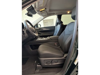 2027 INFINITI QX60 LUXE