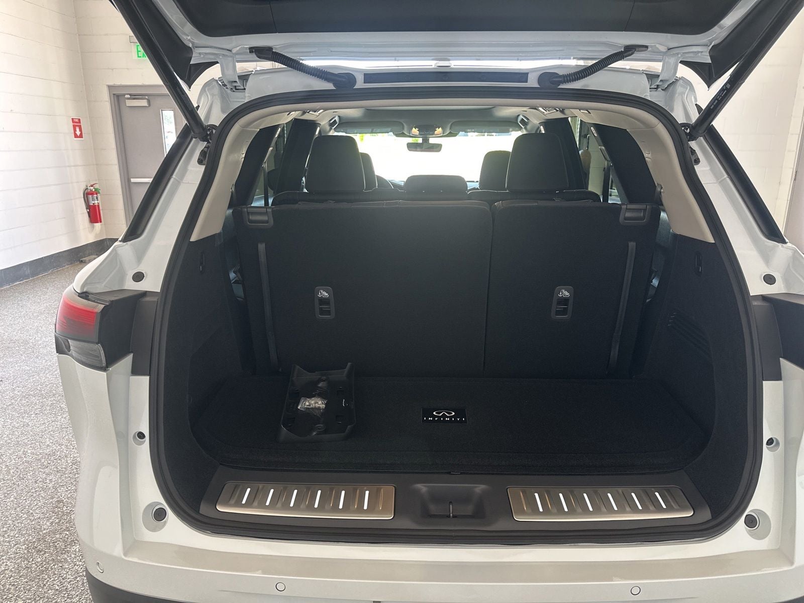 2027 INFINITI QX60 SPORT