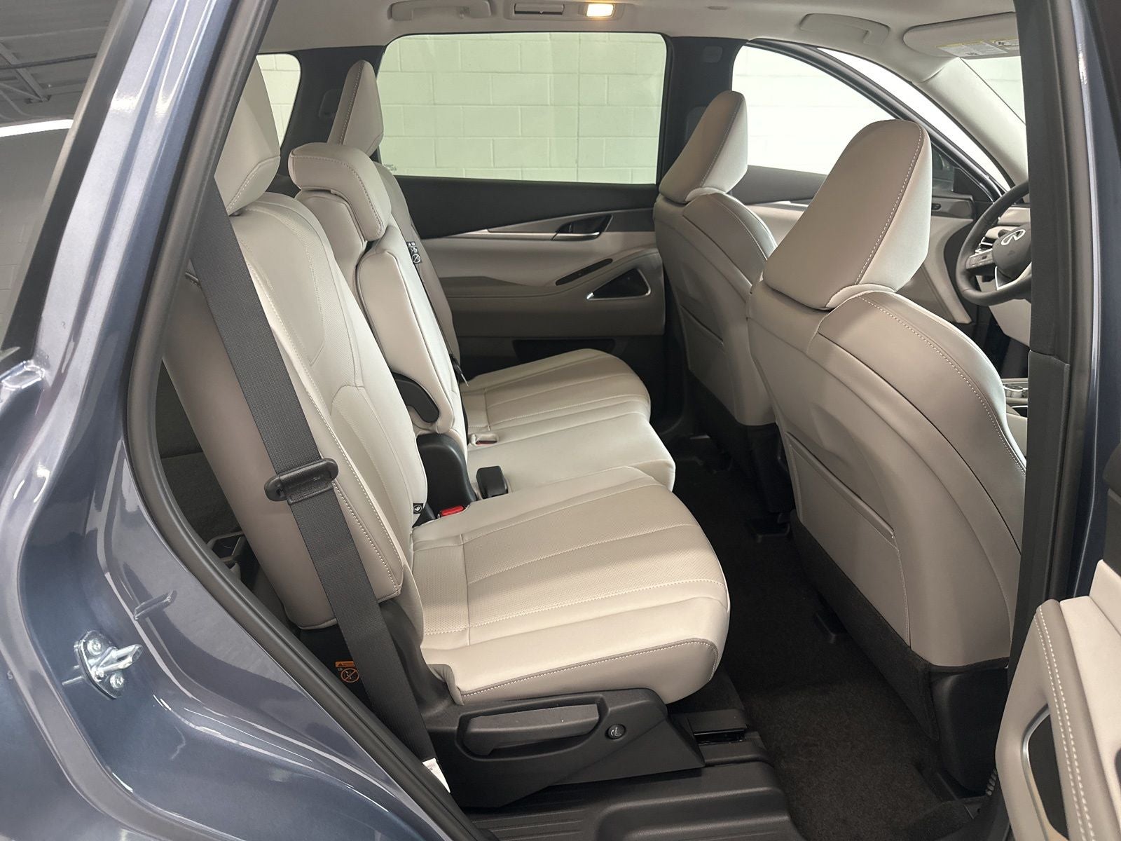 2027 INFINITI QX60 LUXE AWD