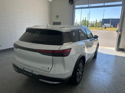 2027 INFINITI QX60 LUXE