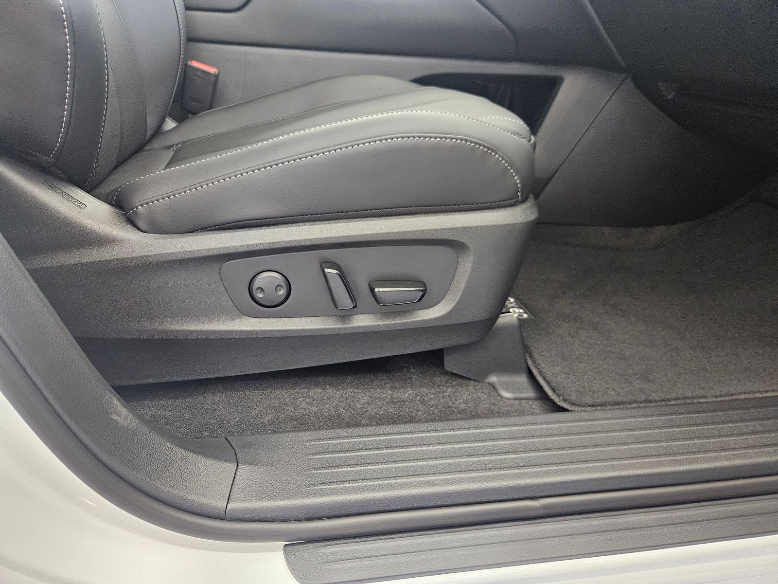 2027 INFINITI QX60 LUXE AWD