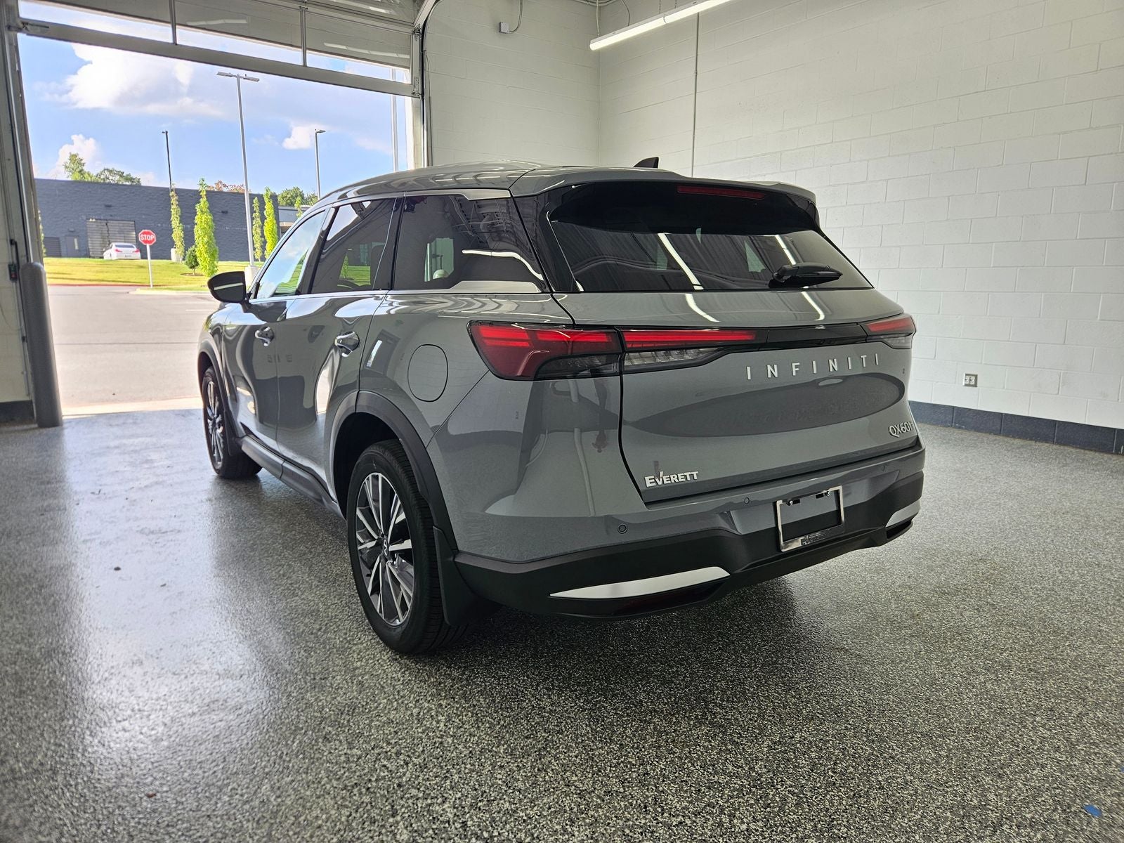 2027 INFINITI QX60 LUXE AWD