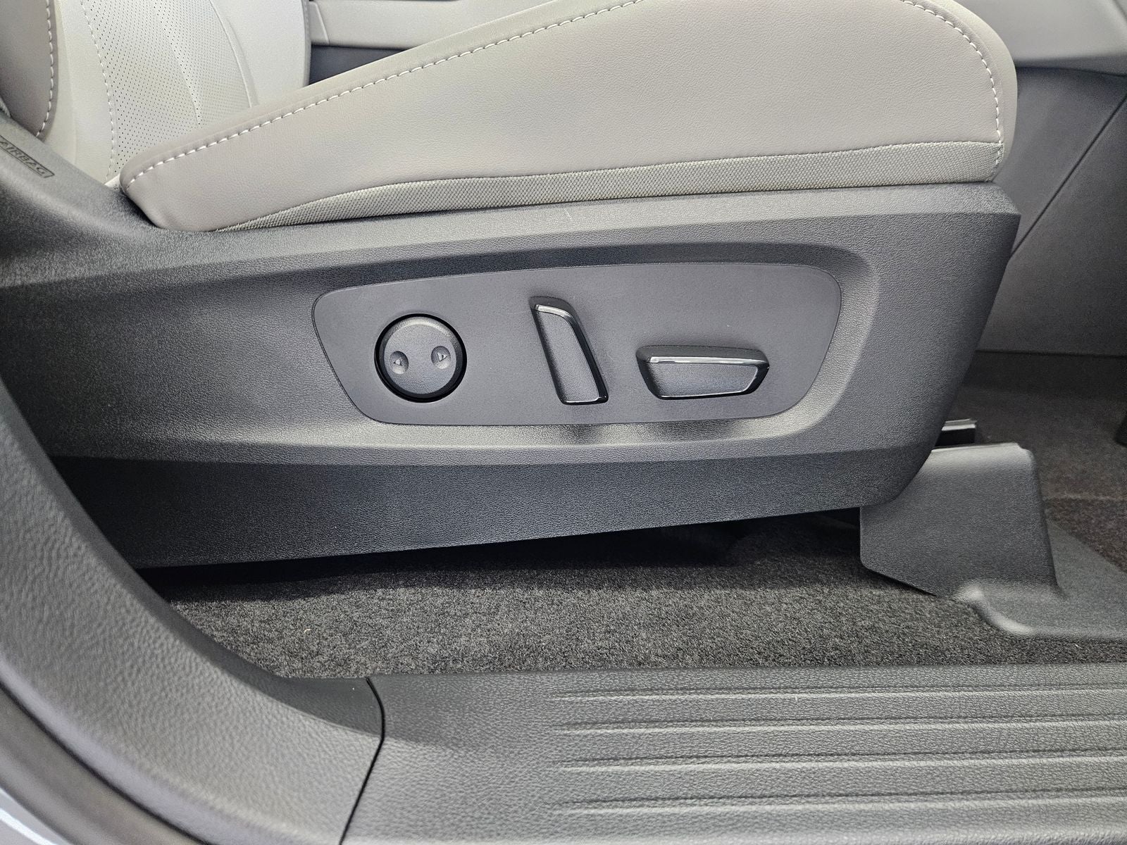 2027 INFINITI QX60 LUXE AWD