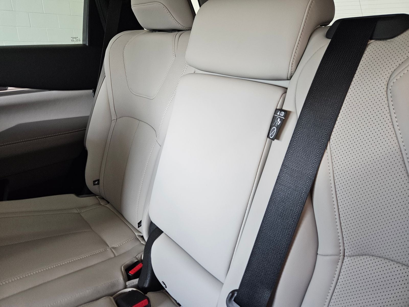 2027 INFINITI QX60 LUXE AWD