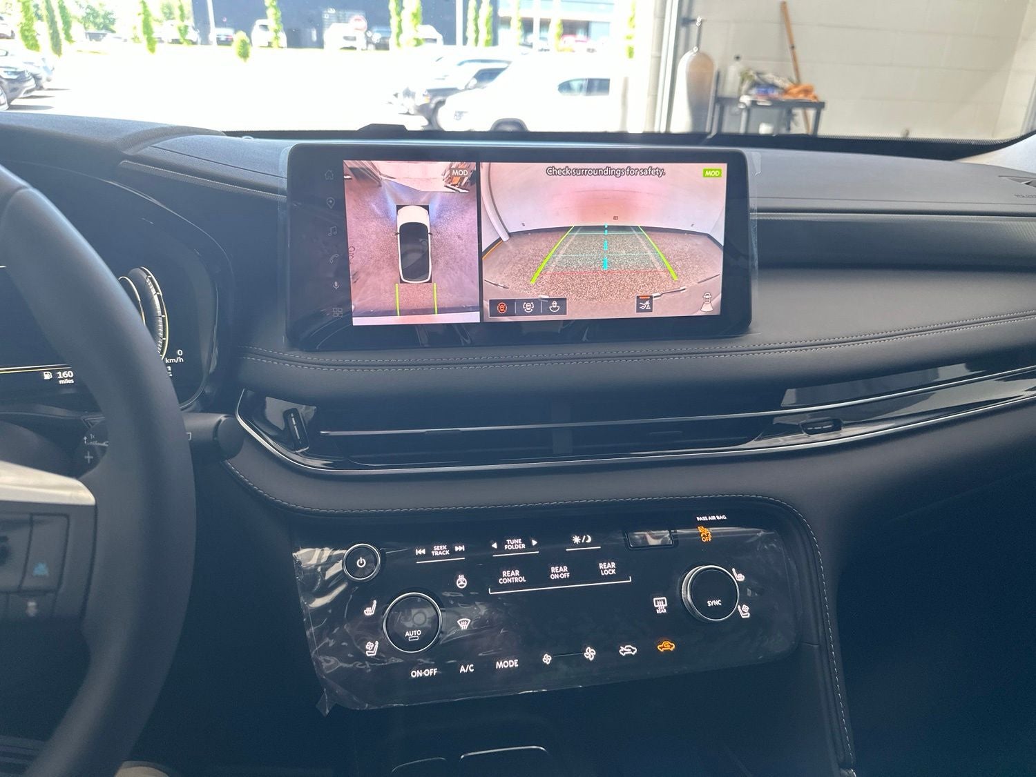 2027 INFINITI QX60 LUXE AWD