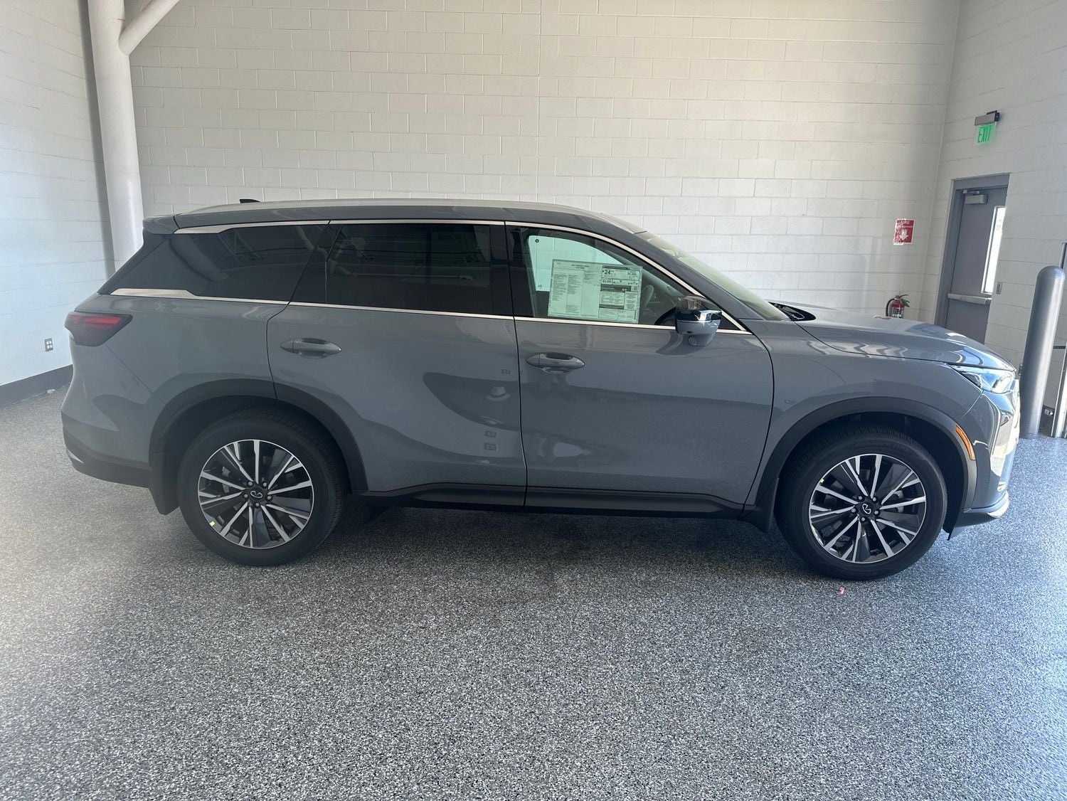 2027 INFINITI QX60 LUXE AWD