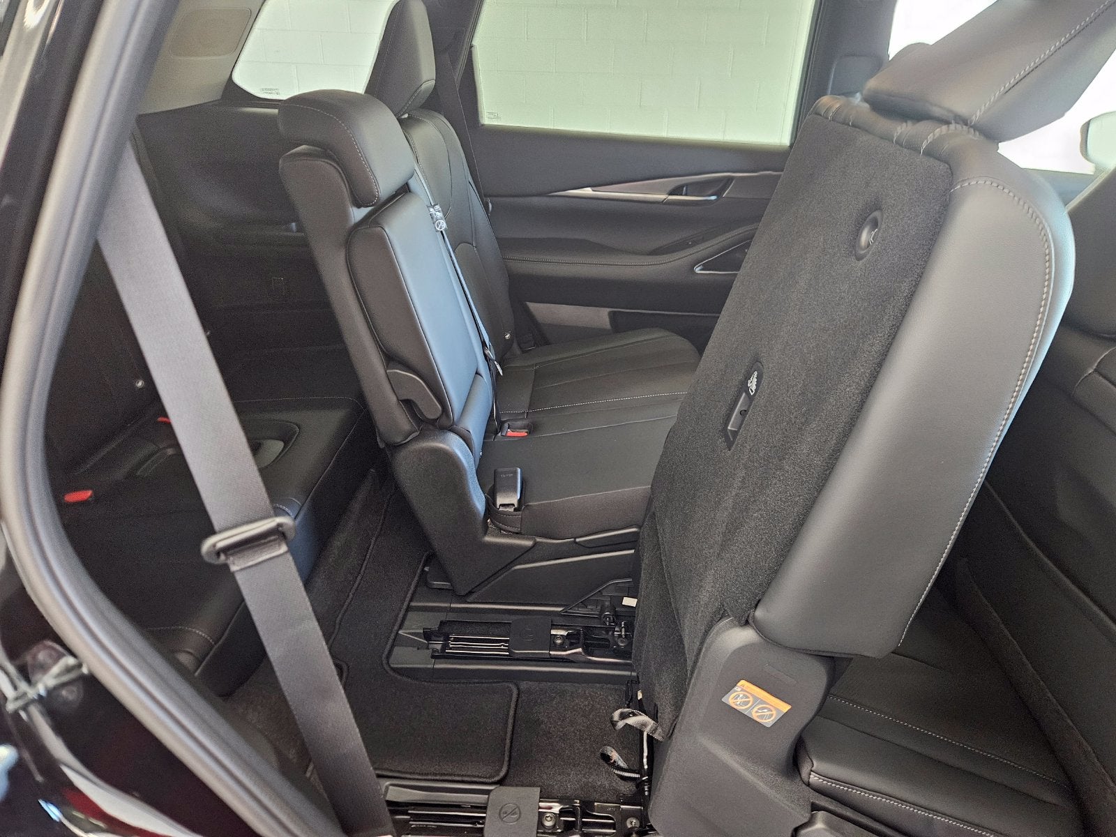2027 INFINITI QX60 LUXE AWD