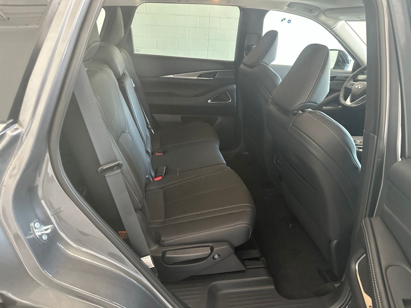 2027 INFINITI QX60 LUXE AWD