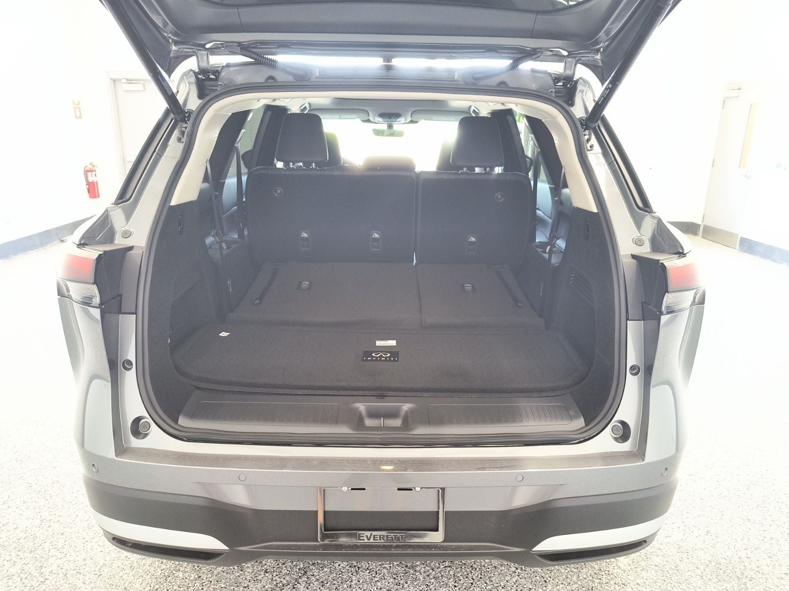2027 INFINITI QX60 LUXE AWD