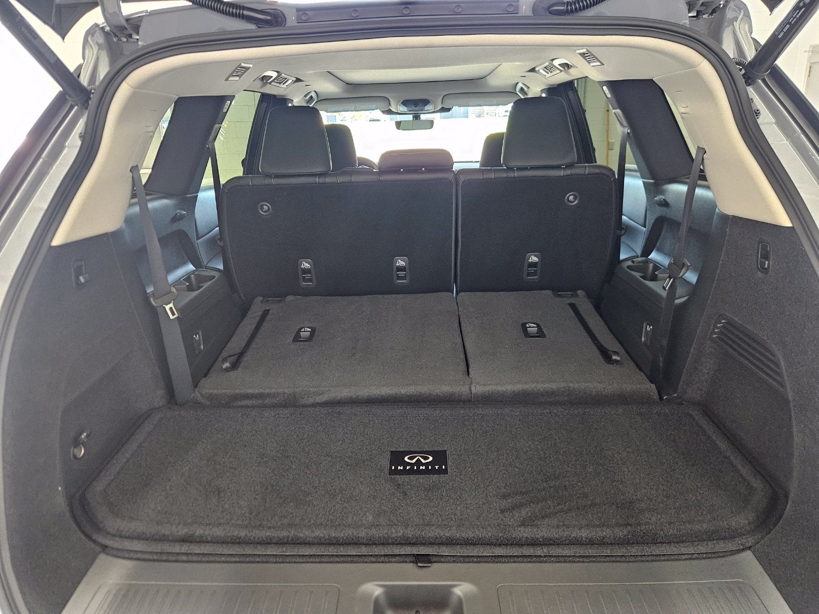 2027 INFINITI QX60 LUXE AWD