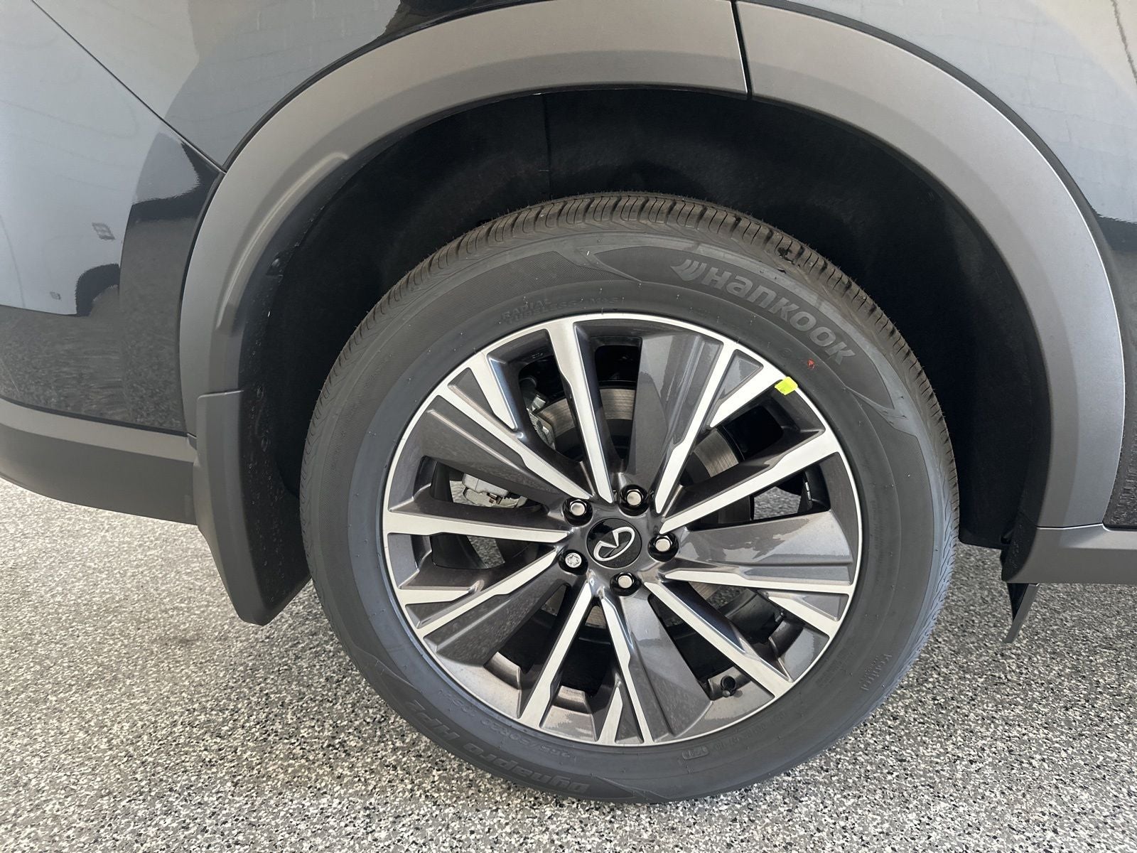2027 INFINITI QX60 LUXE AWD