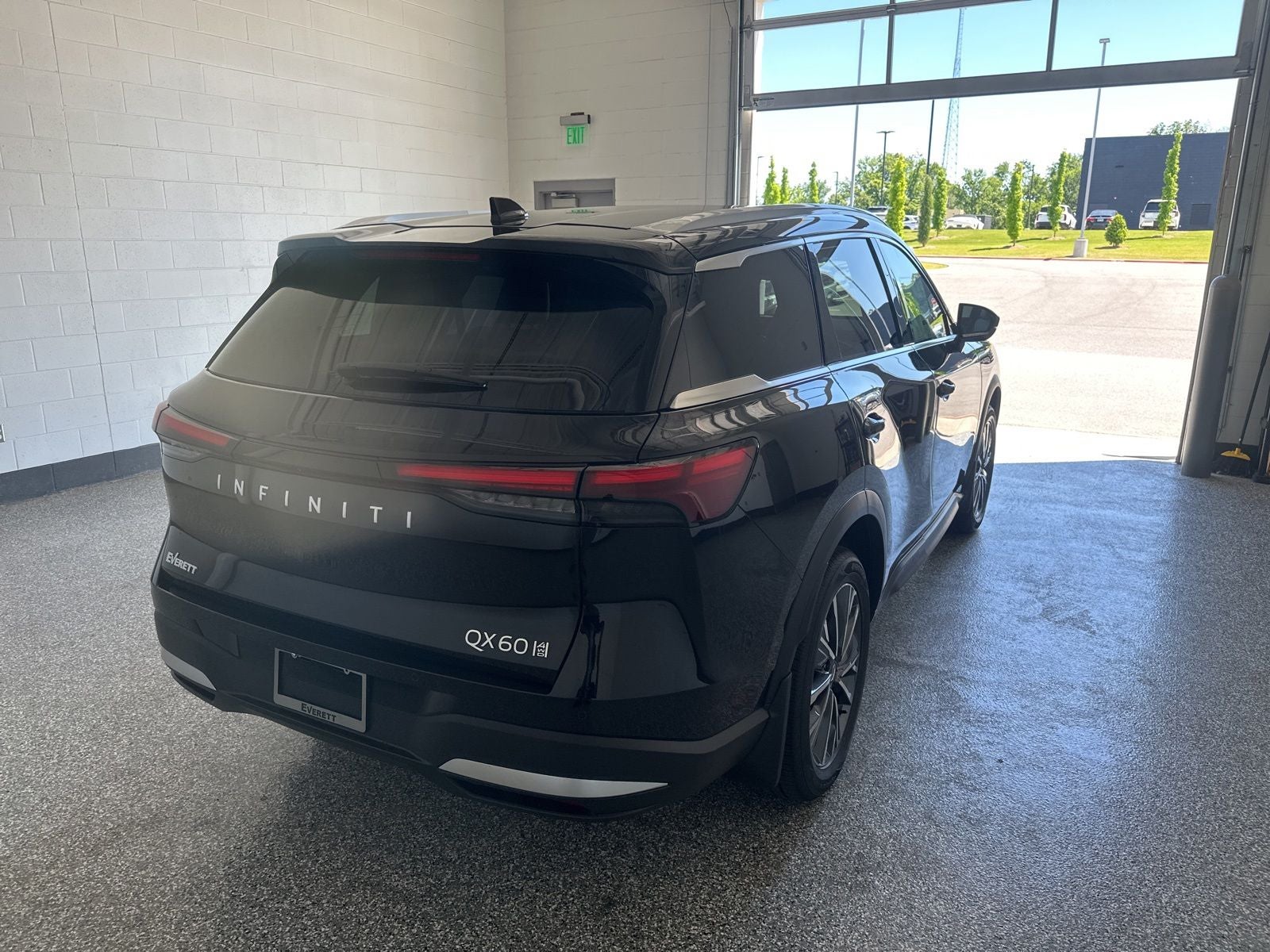 2027 INFINITI QX60 LUXE AWD