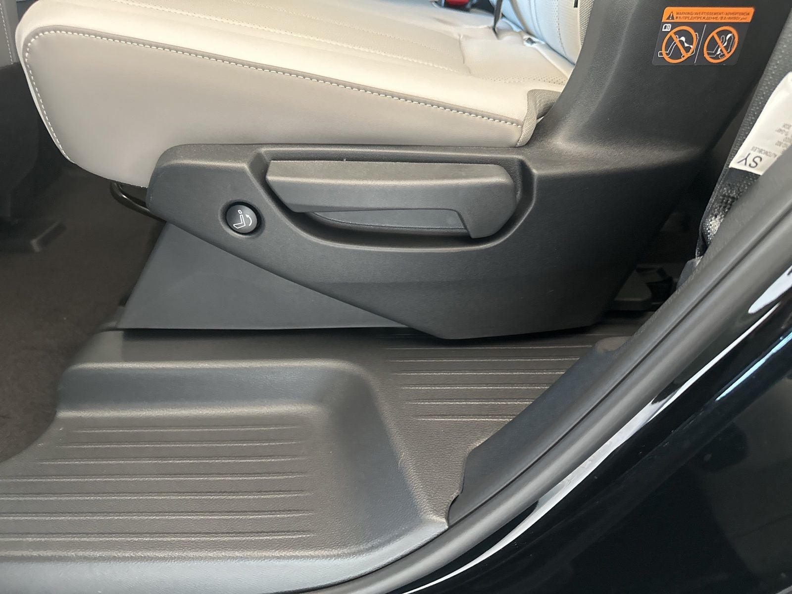 2027 INFINITI QX60 LUXE AWD