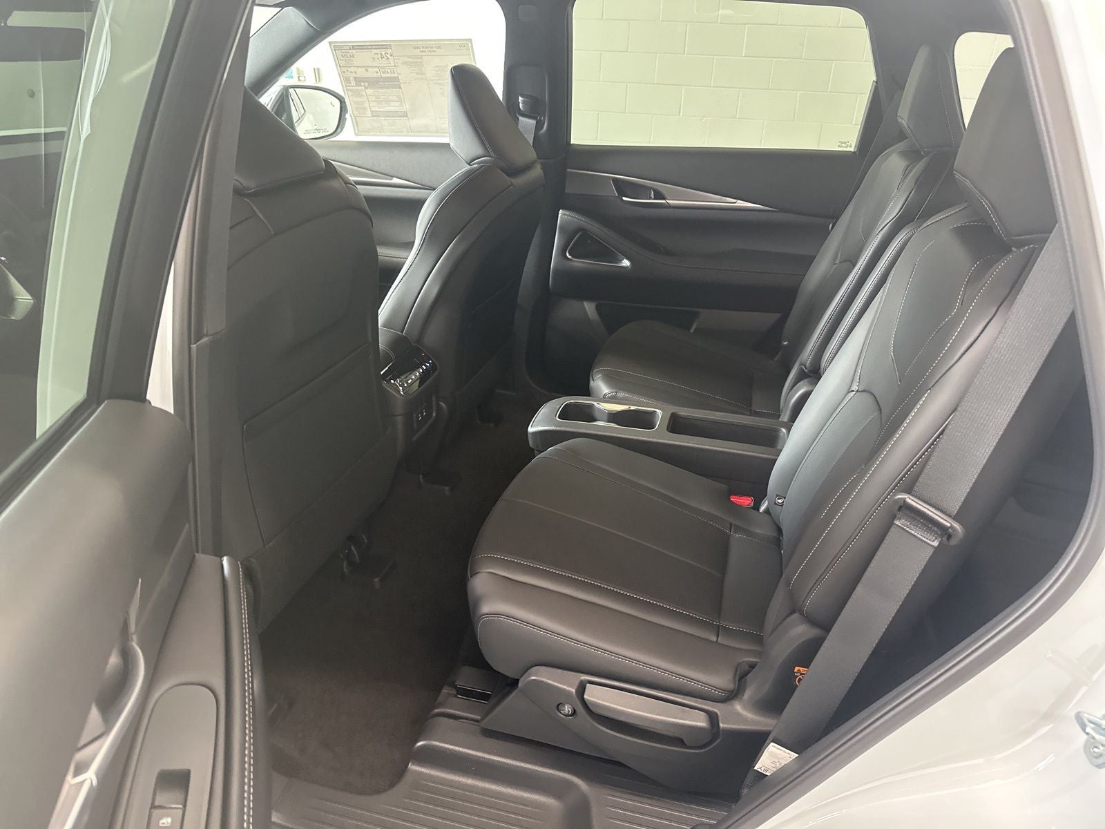 2027 INFINITI QX60 LUXE AWD
