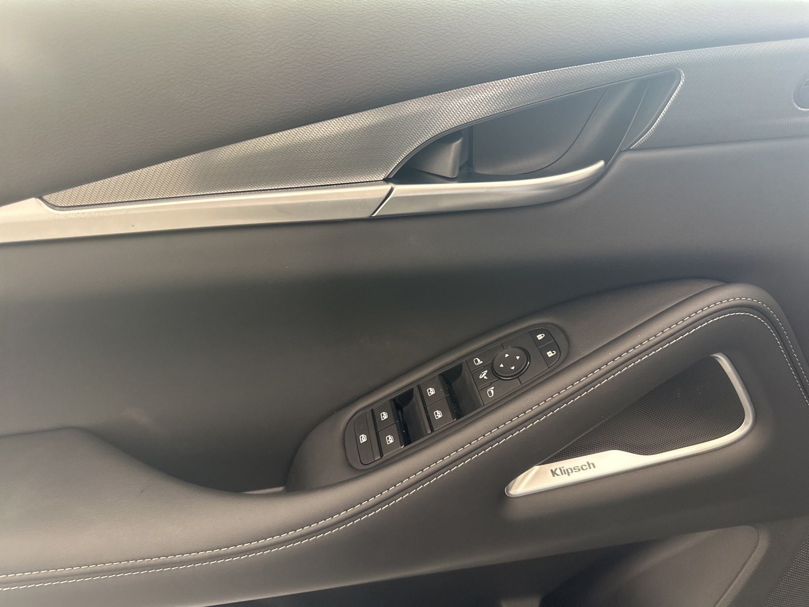 2027 INFINITI QX60 LUXE AWD