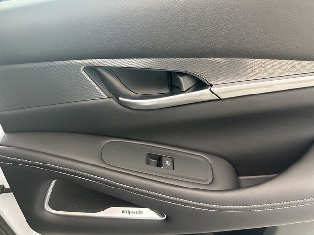 2027 INFINITI QX60 LUXE AWD