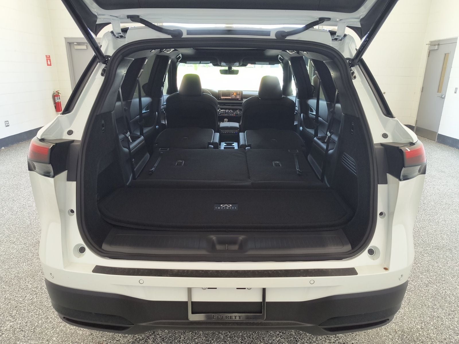 2027 INFINITI QX60 SPORT
