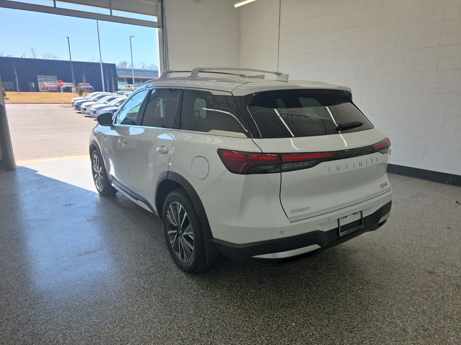 2026 INFINITI QX60 LUXE