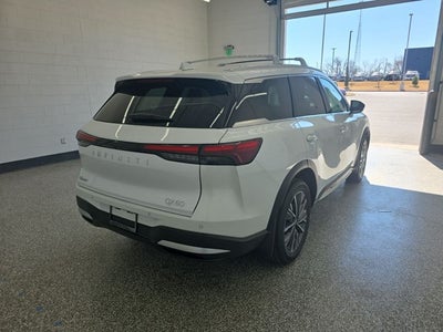 2026 INFINITI QX60 LUXE
