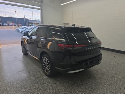2026 INFINITI QX60 LUXE