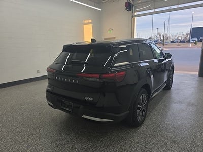 2026 INFINITI QX60 LUXE