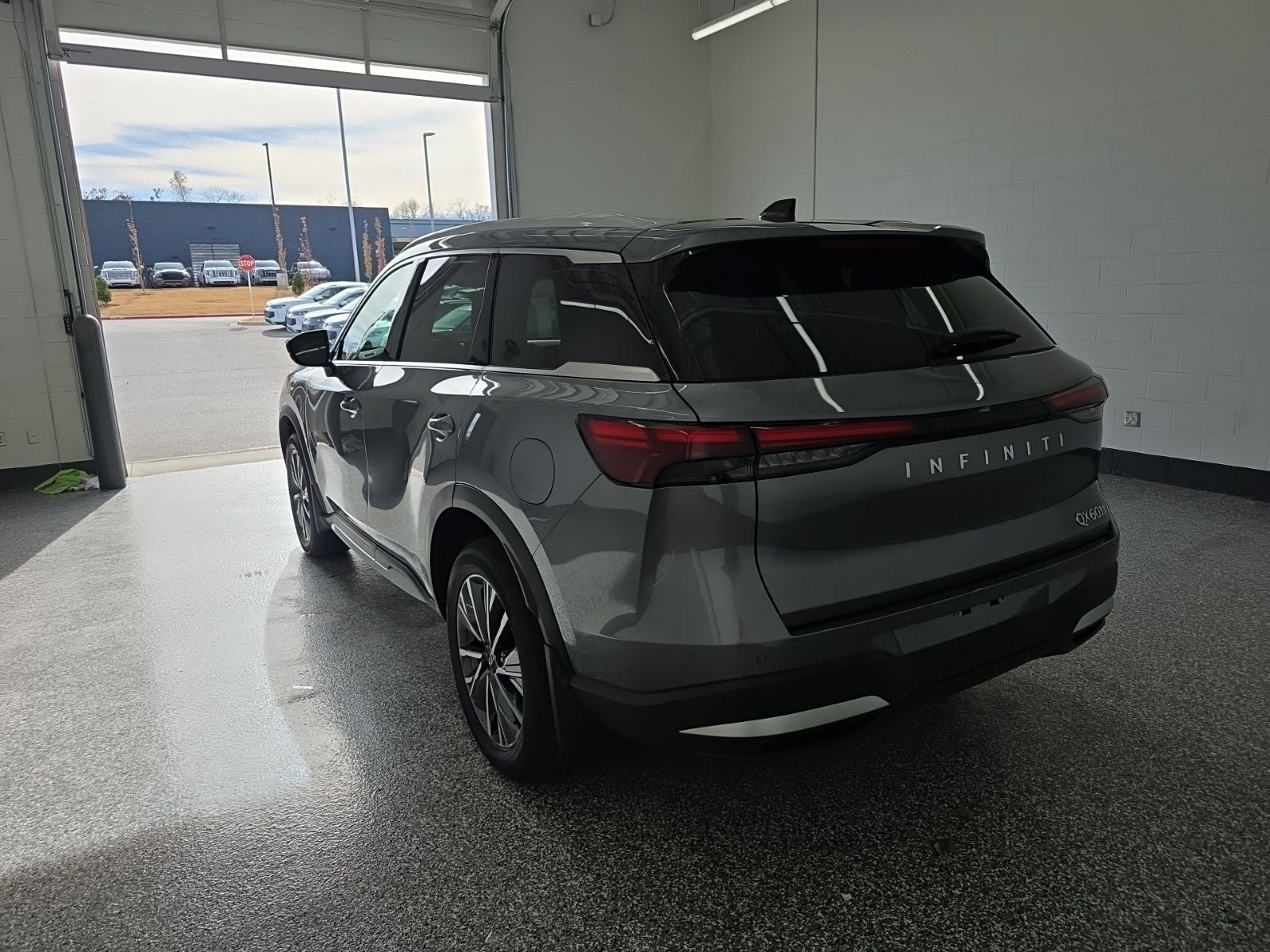 2026 INFINITI QX60 LUXE