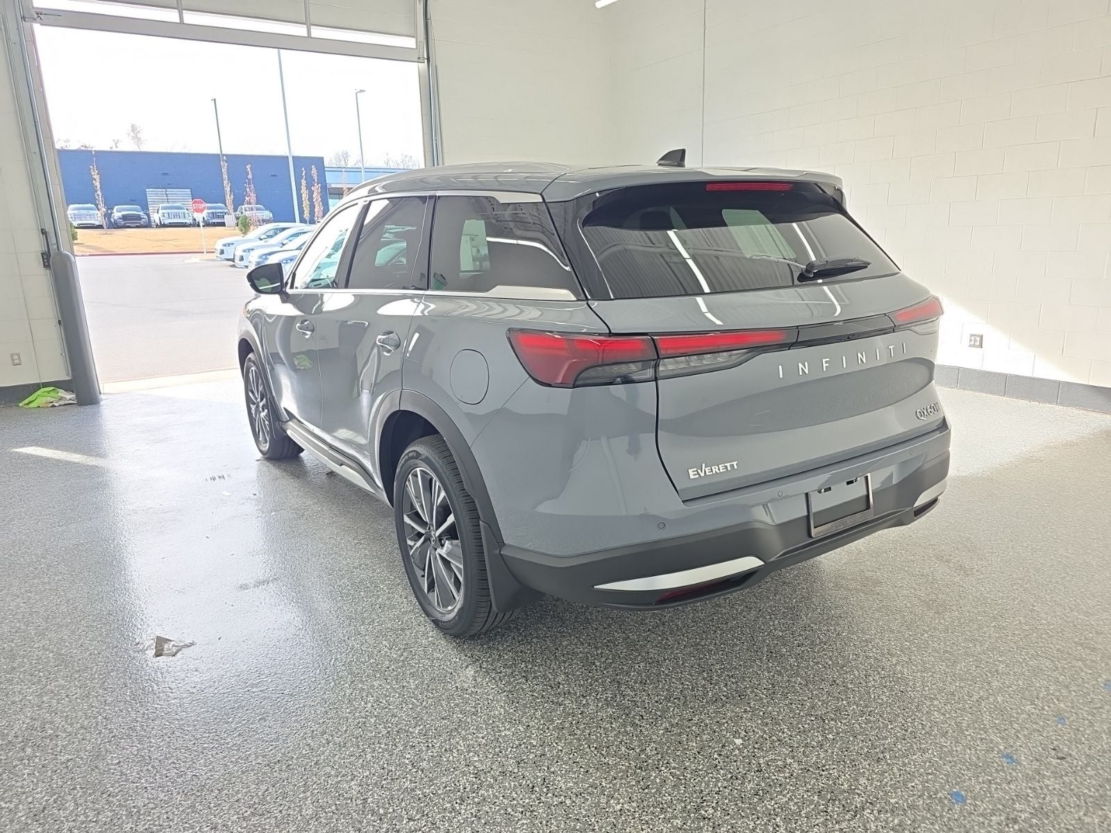 2026 INFINITI QX60 LUXE