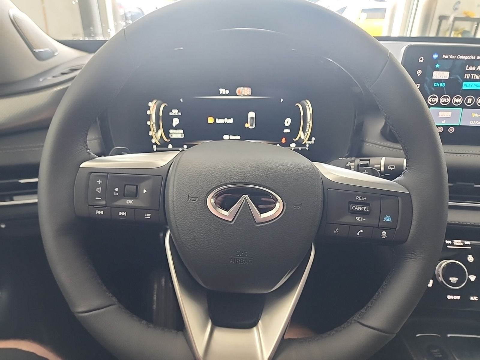 2026 INFINITI QX60 LUXE