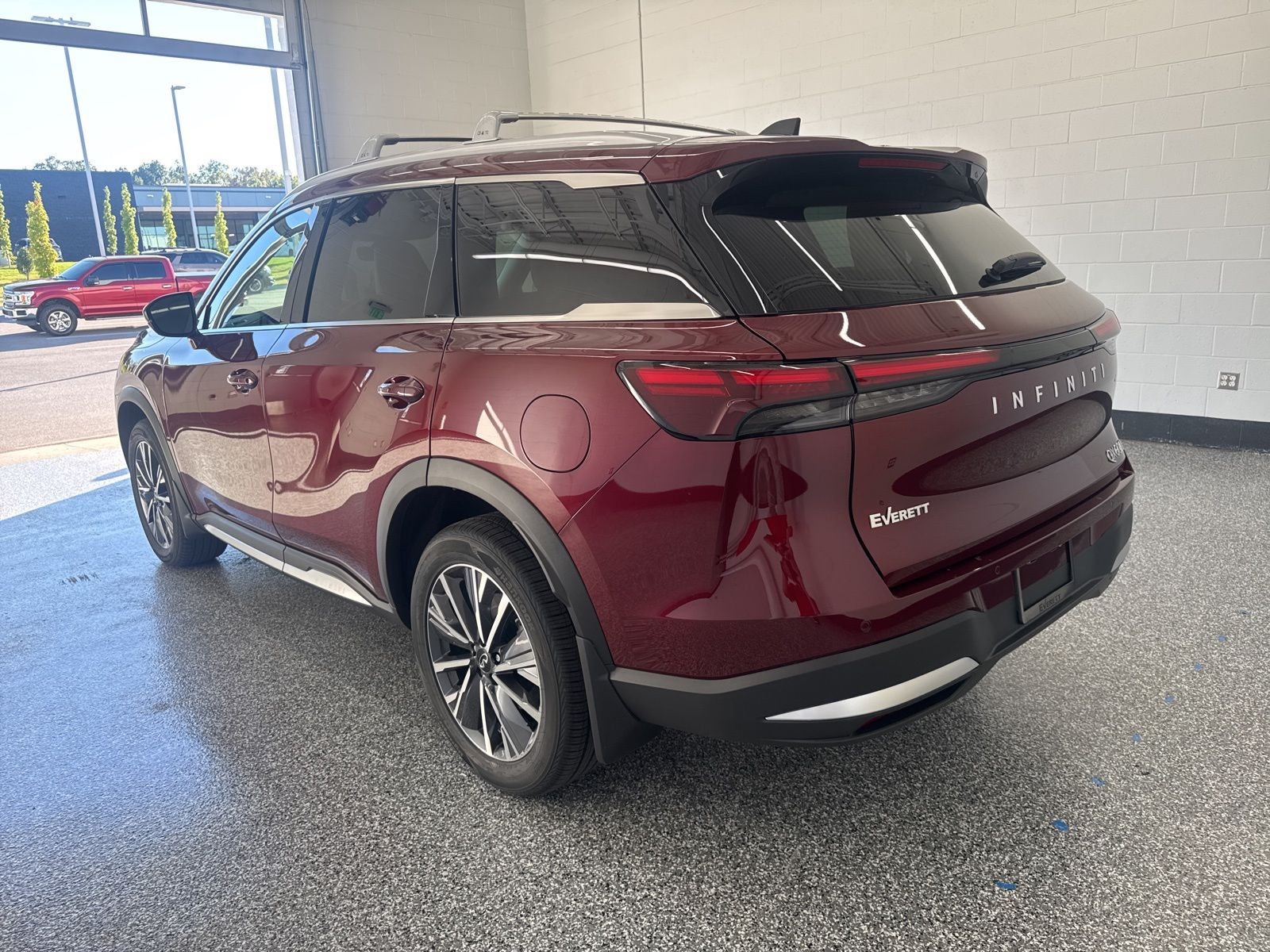 2026 INFINITI QX60 LUXE