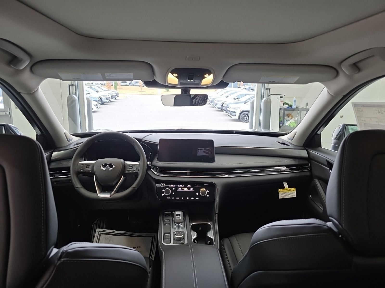 2026 INFINITI QX60 LUXE