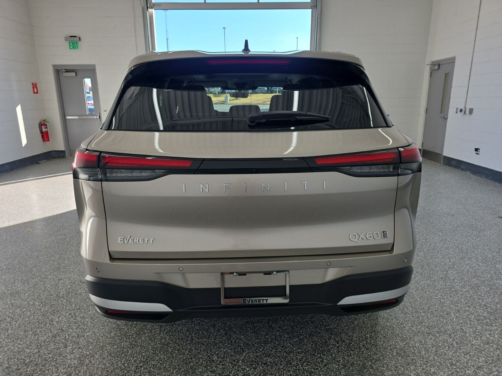 2026 INFINITI QX60 LUXE