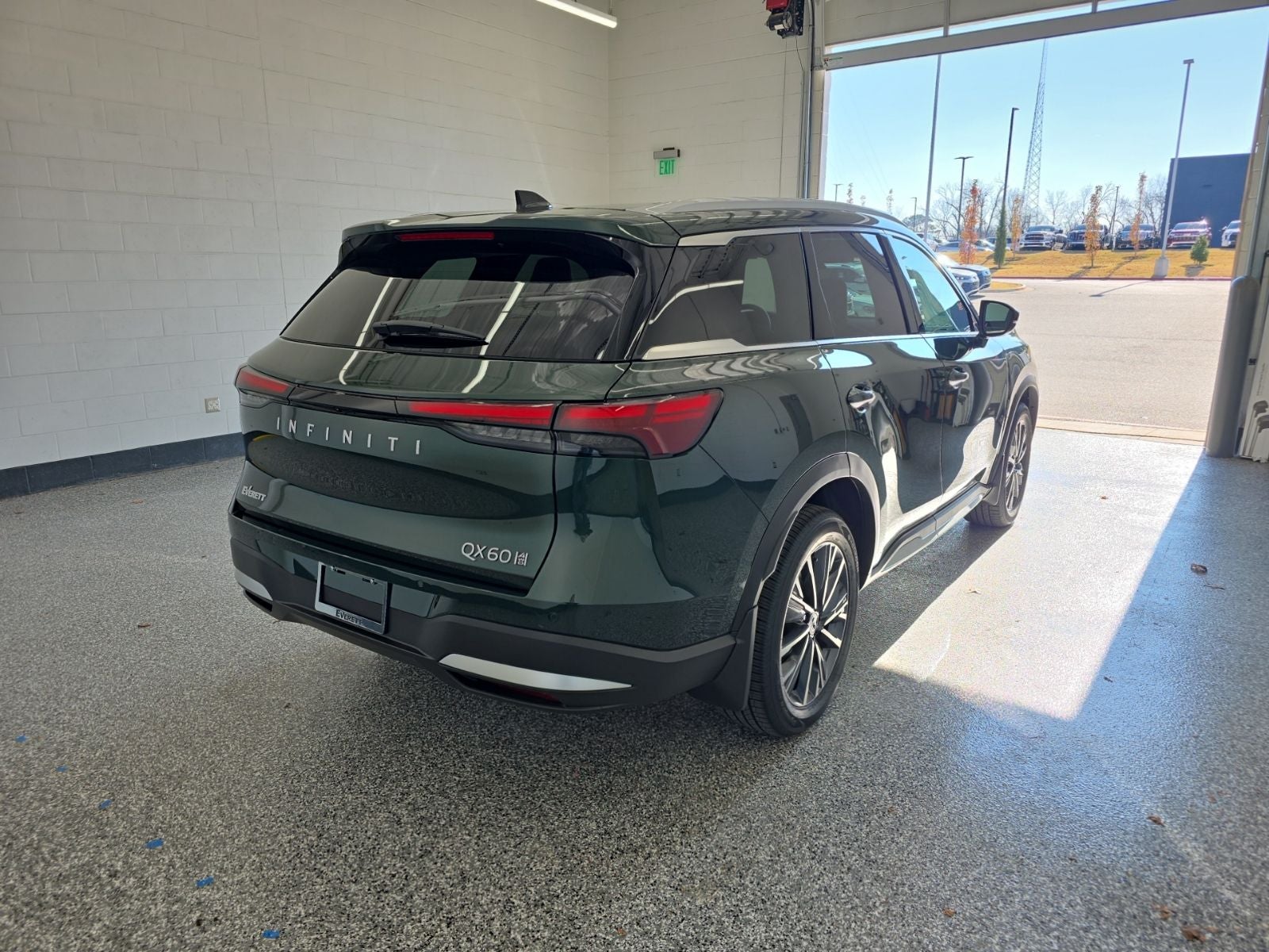 2026 INFINITI QX60 LUXE