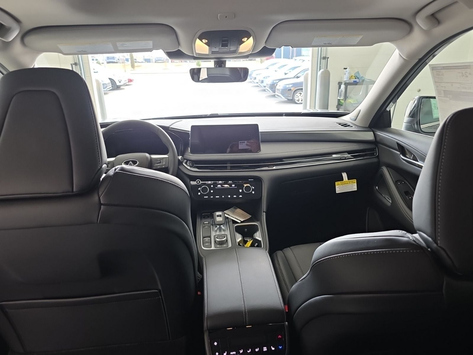 2026 INFINITI QX60 LUXE