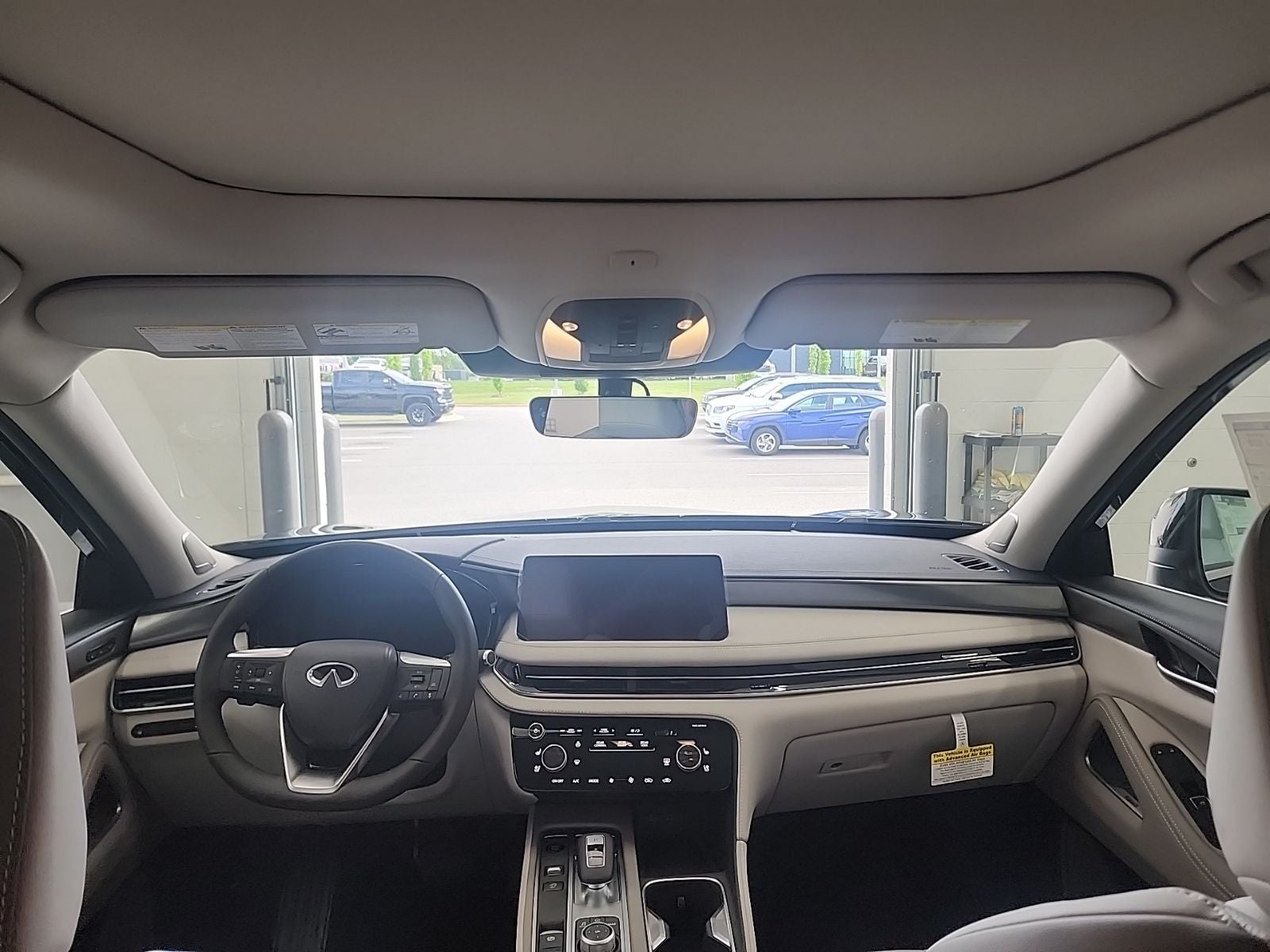 2026 INFINITI QX60 LUXE