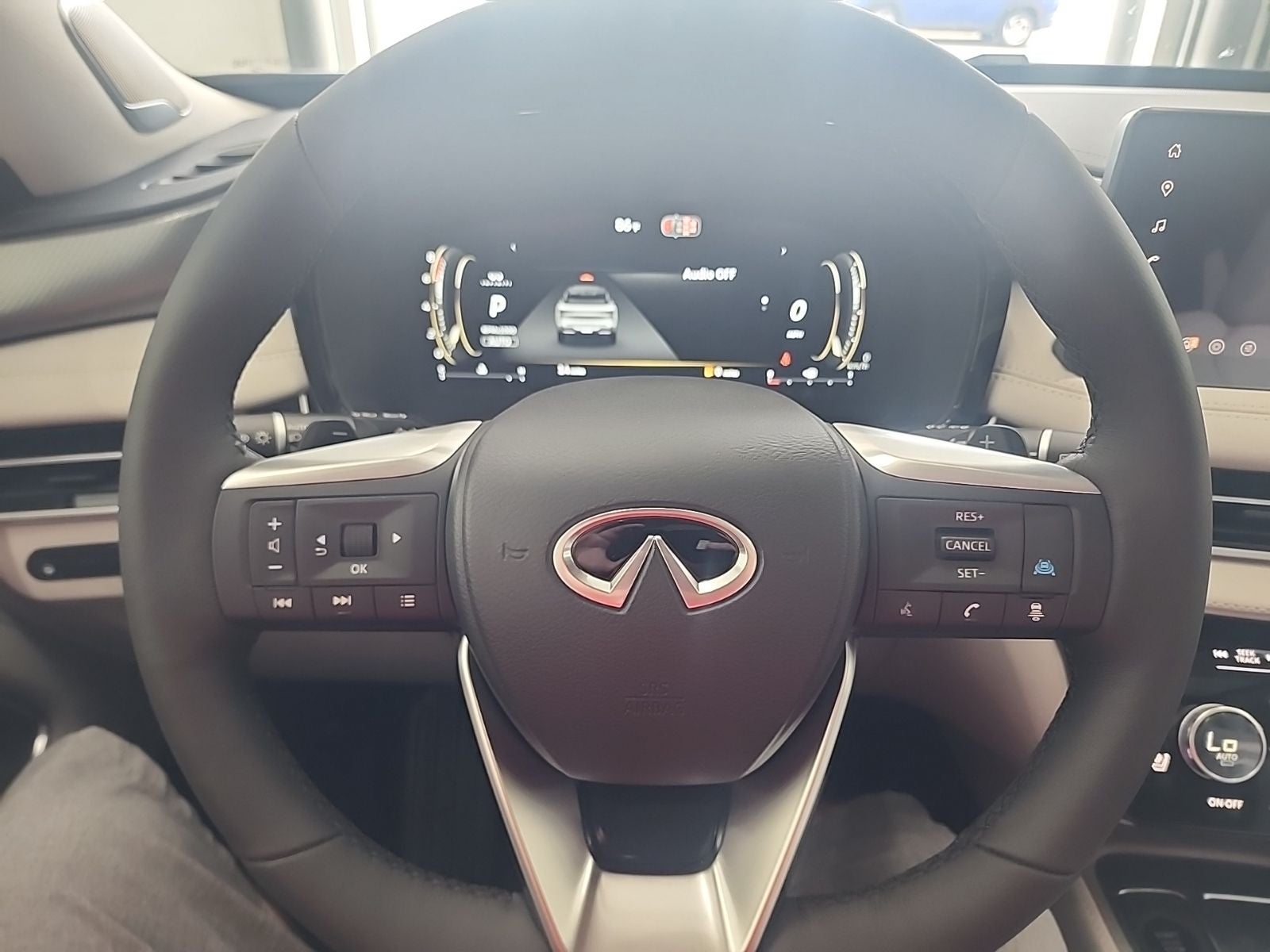 2026 INFINITI QX60 LUXE