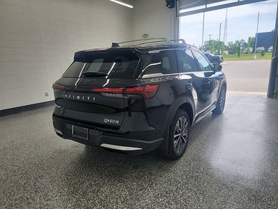 2026 INFINITI QX60 LUXE