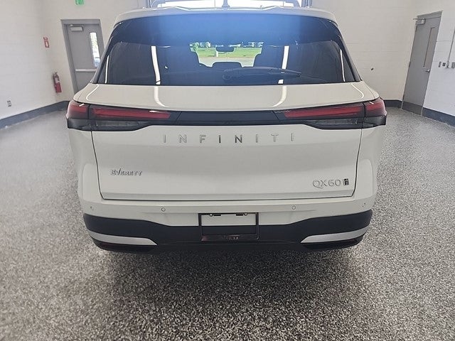 2026 INFINITI QX60 LUXE