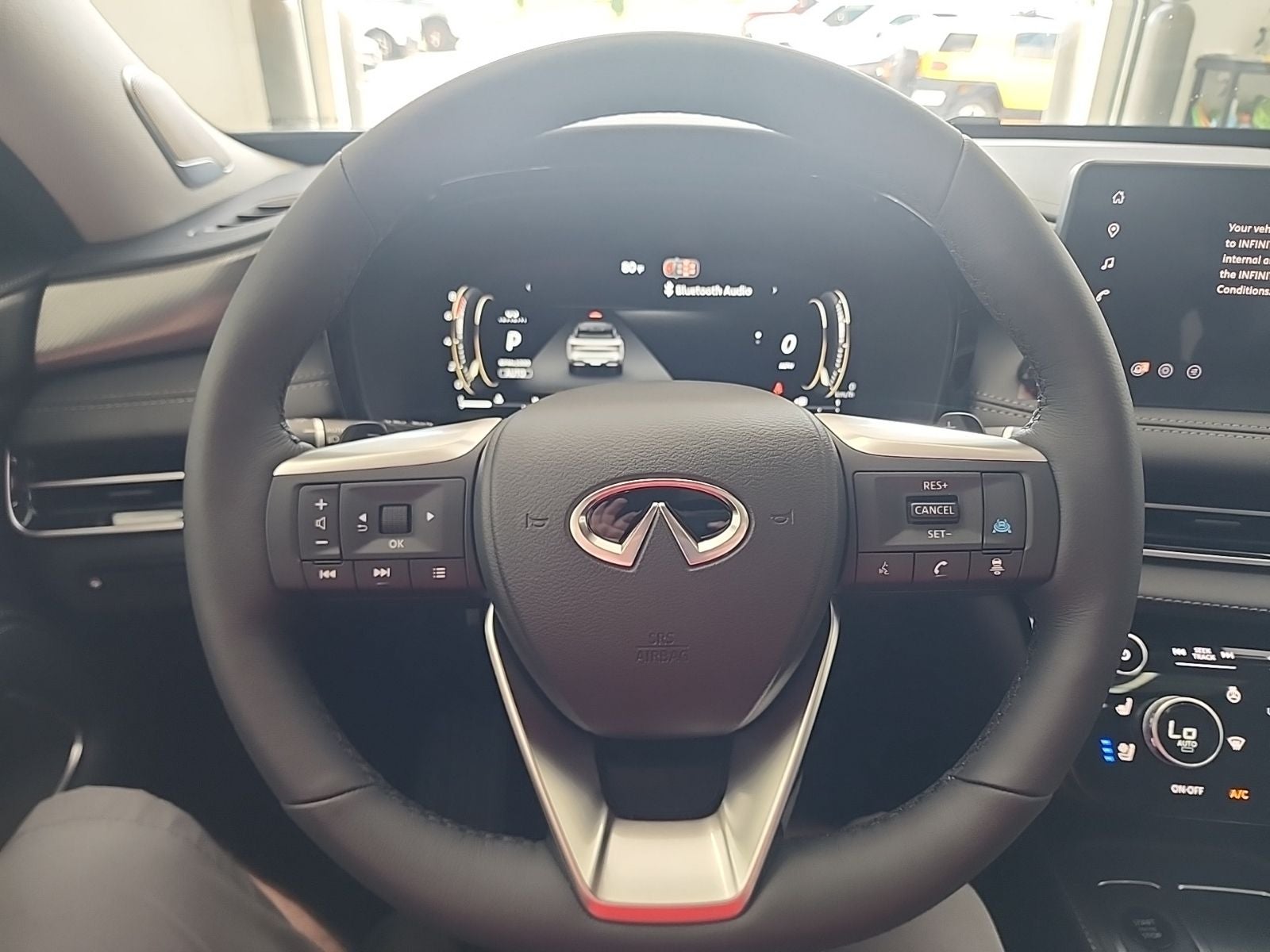 2026 INFINITI QX60 LUXE