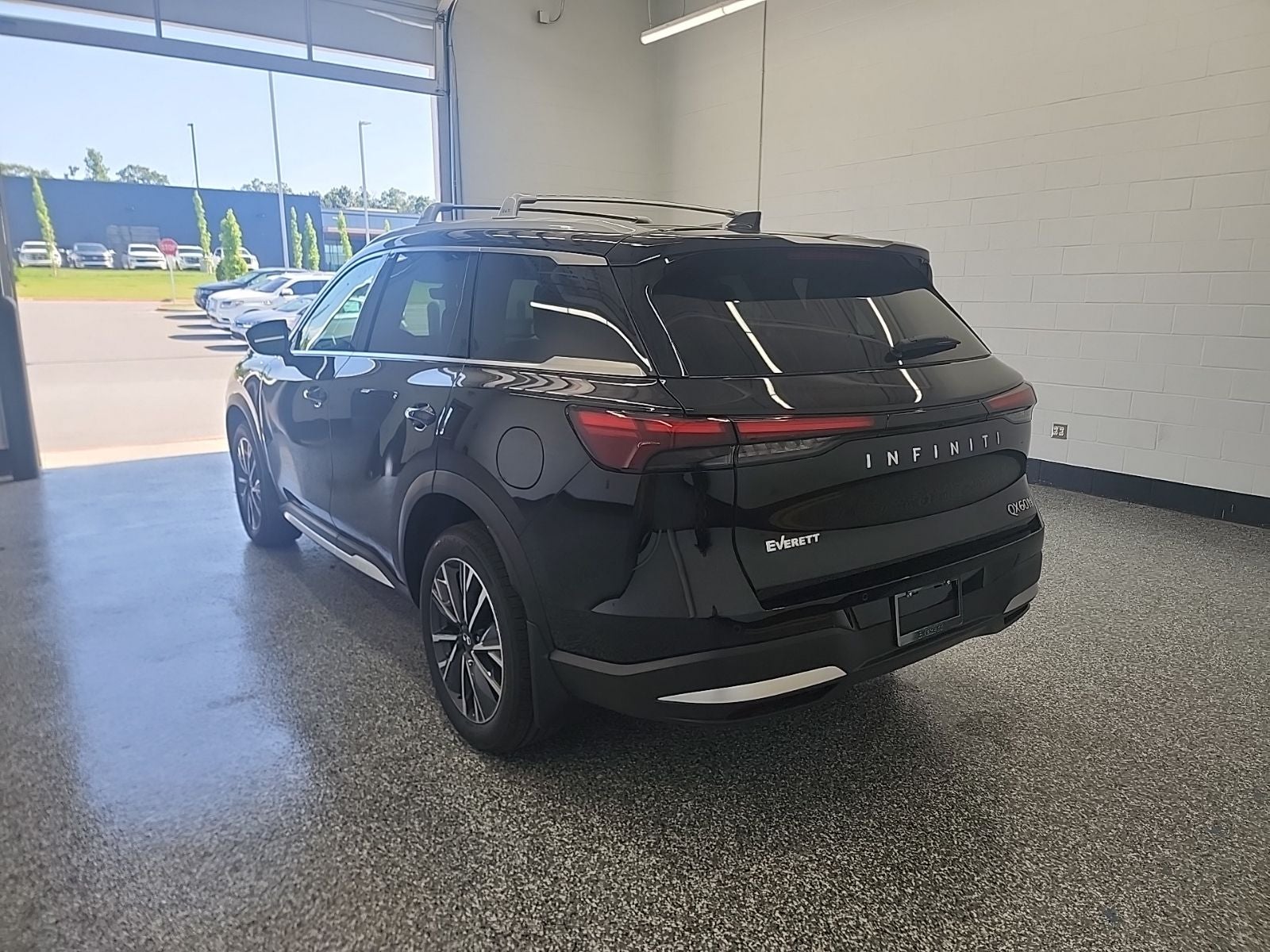 2026 INFINITI QX60 LUXE