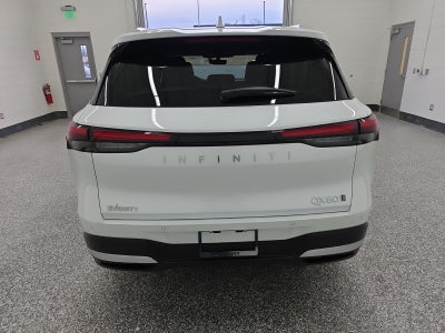 2026 INFINITI QX60 LUXE