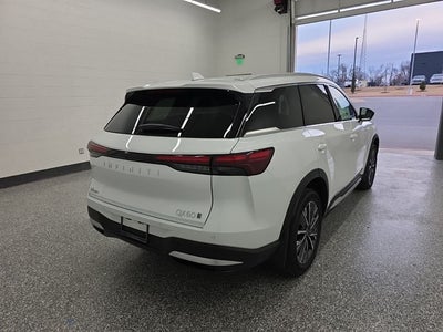 2026 INFINITI QX60 LUXE