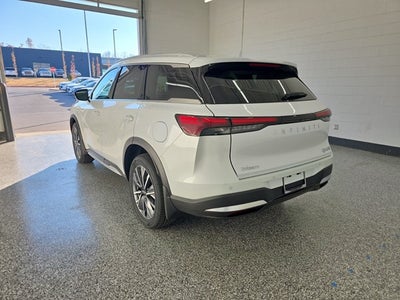 2026 INFINITI QX60 LUXE