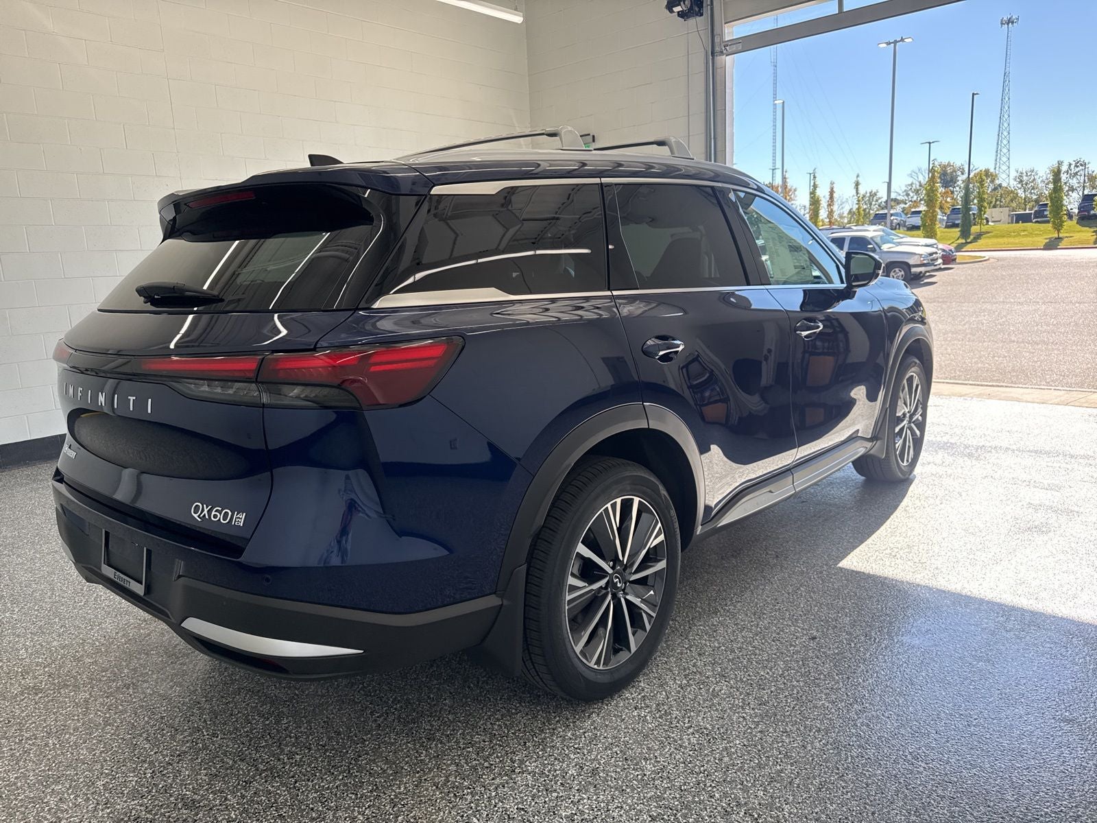 2026 INFINITI QX60 LUXE