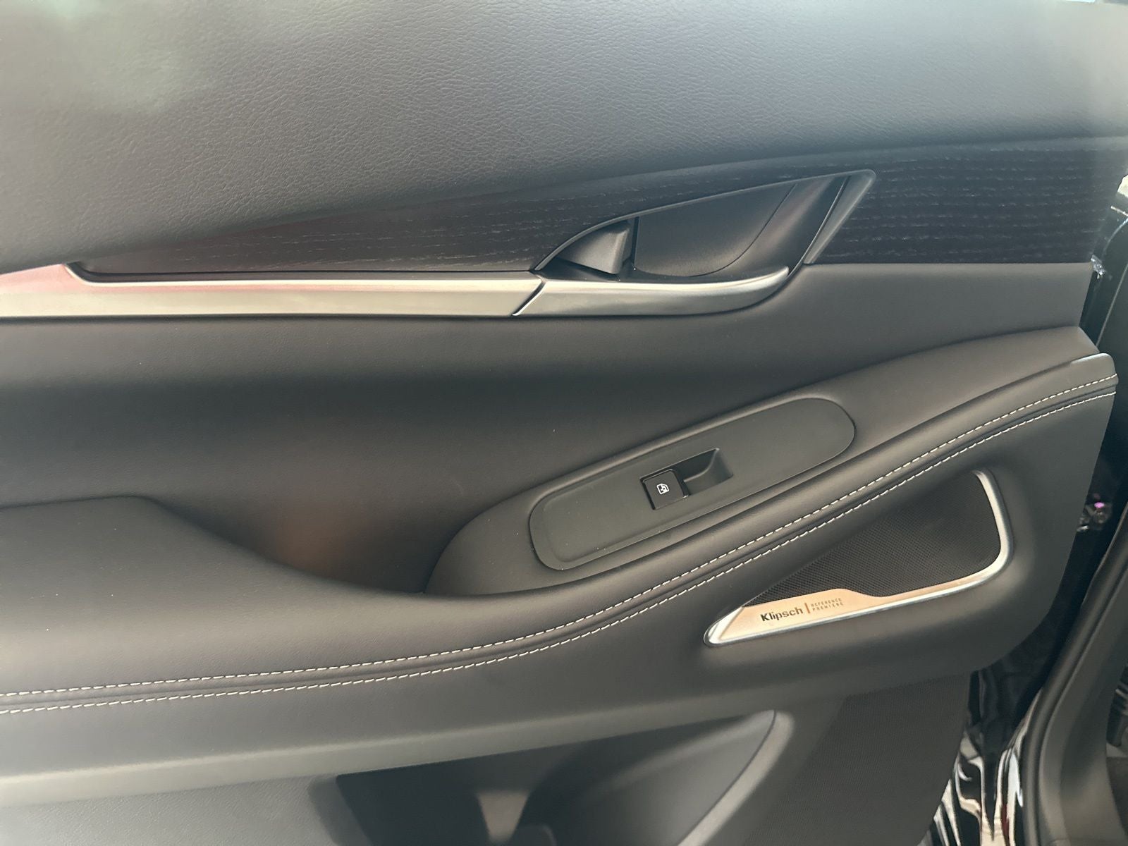 2027 INFINITI QX60 Autograph