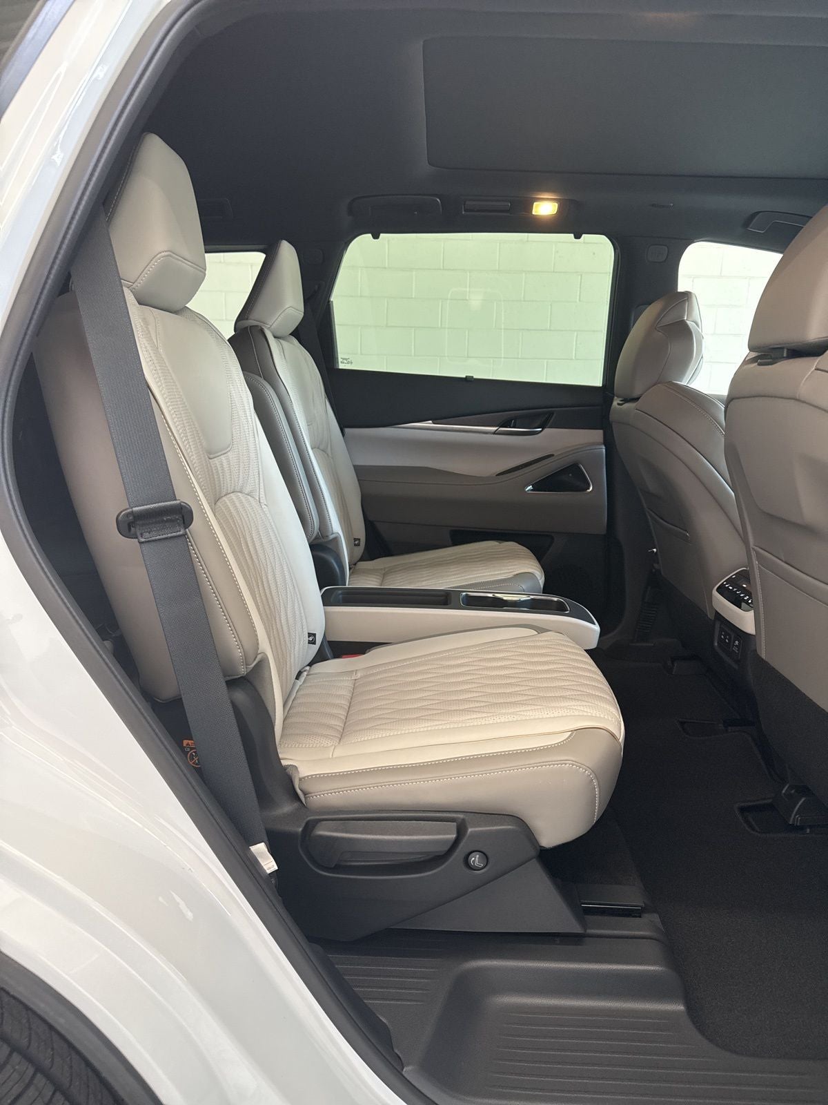 2027 INFINITI QX60 Autograph