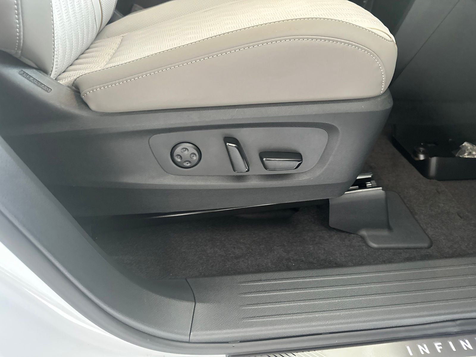 2027 INFINITI QX60 Autograph AWD