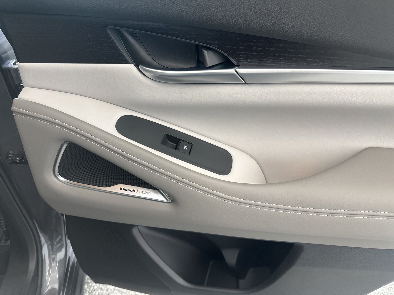 2027 INFINITI QX60 Autograph