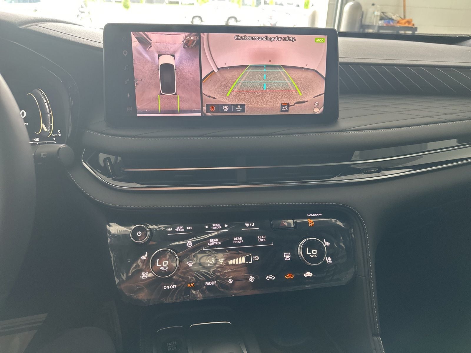 2027 INFINITI QX60 Autograph AWD