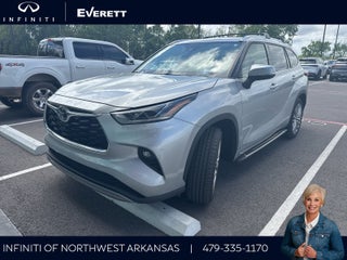 2022 Toyota Highlander Platinum
