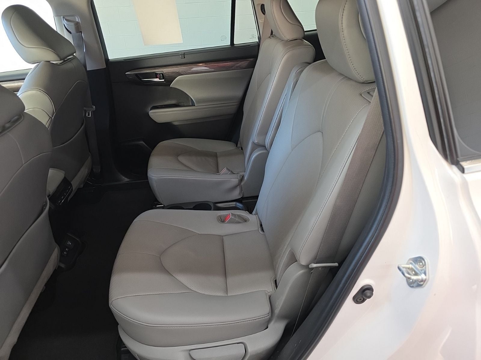 2021 Toyota Highlander Hybrid Limited